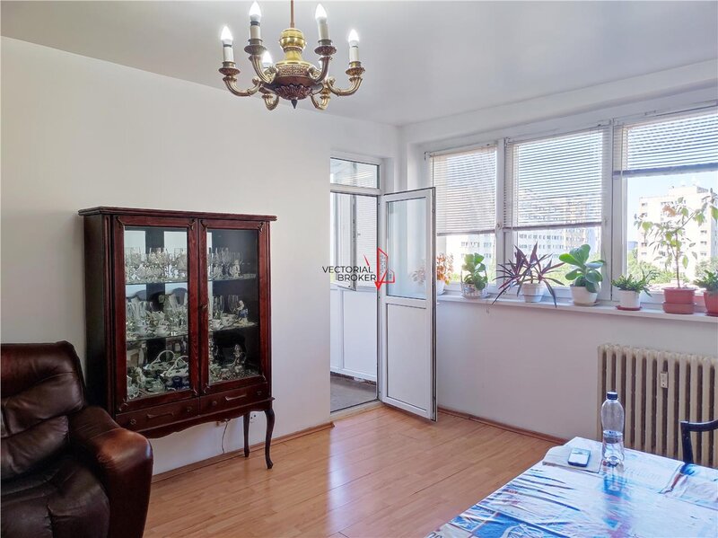 Colentina McDonalds Pozitie excelenta, renovat- bloc din 1978, reabilitat